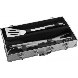 Barbecue k�szlet dobozban, ez�st